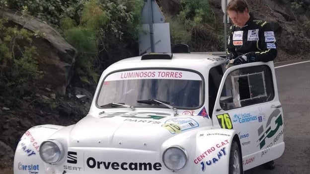 José María Ponce, durante una de las pruebas de rally en las que compite