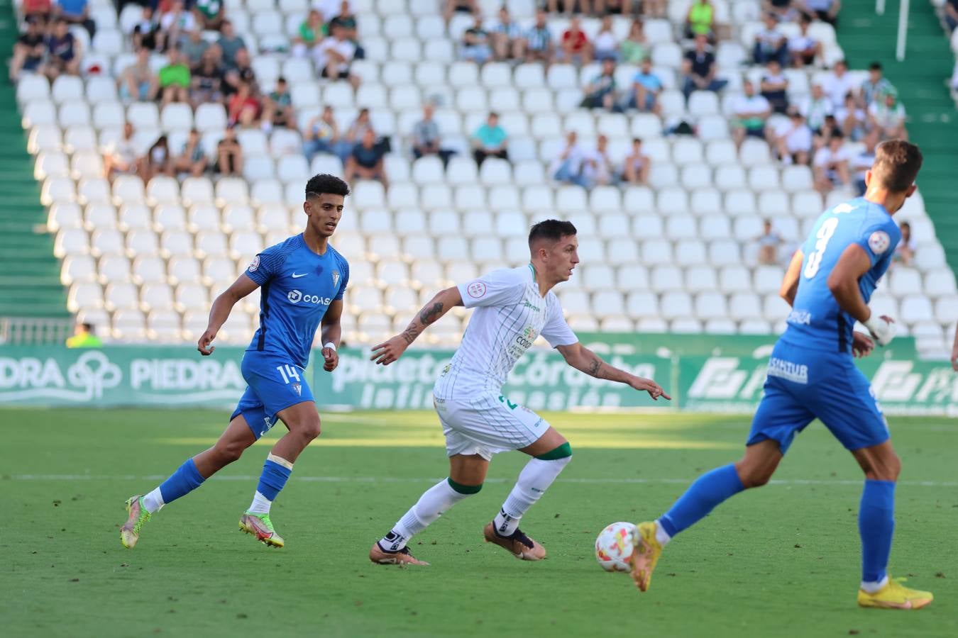El empate del Córdoba CF ante el San Fernando, en imágenes