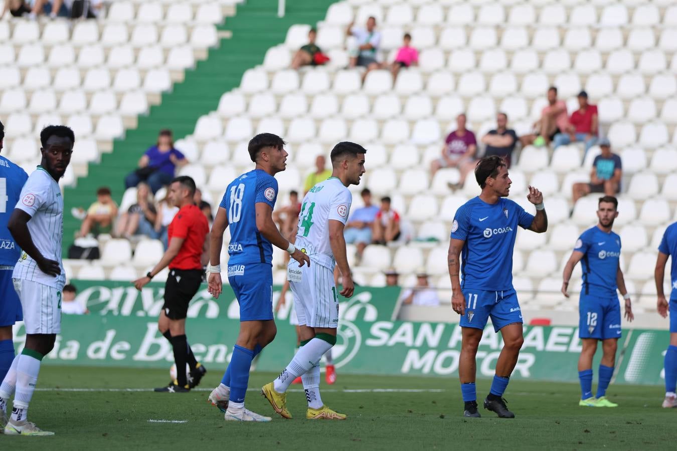 El empate del Córdoba CF ante el San Fernando, en imágenes