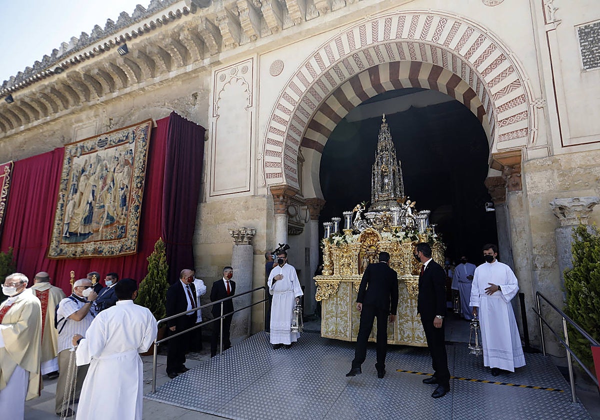 Salida del Corpus Christi de la Catedral de Córdoba en 2020