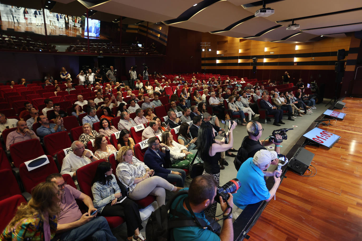El primer debate electoral de los candidatos a la Alcaldía de Córdoba, en imágenes
