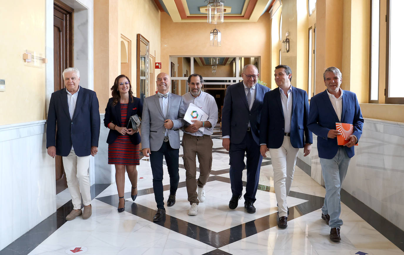 El primer debate electoral de los candidatos a la Alcaldía de Córdoba, en imágenes