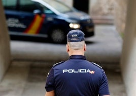 La Policía advierte de una estrategia de estafa con la que logran entrar en tu casa simulando una visita comercial