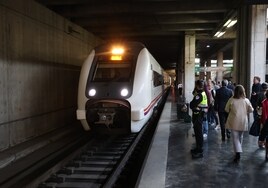 Los trenes de la línea convencional Córdoba - Málaga sufren retrasos de media hora