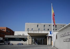 Detenido en Algeciras por agredir a una mujer a la que acosaba y a su pareja