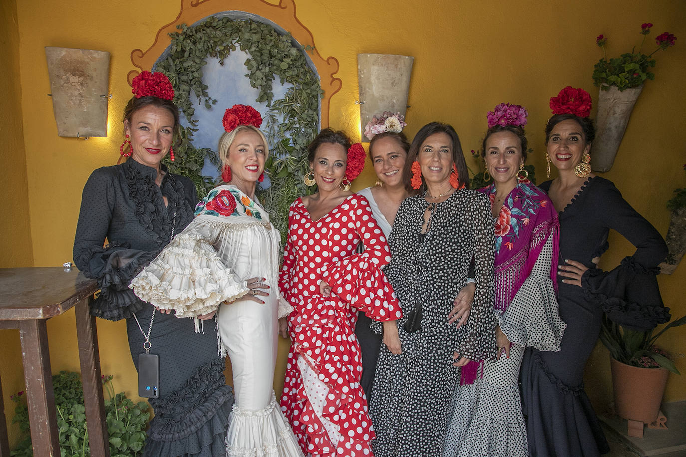 Feria de Córdoba 2023 | El bullicio en las casetas del sábado, en imágenes