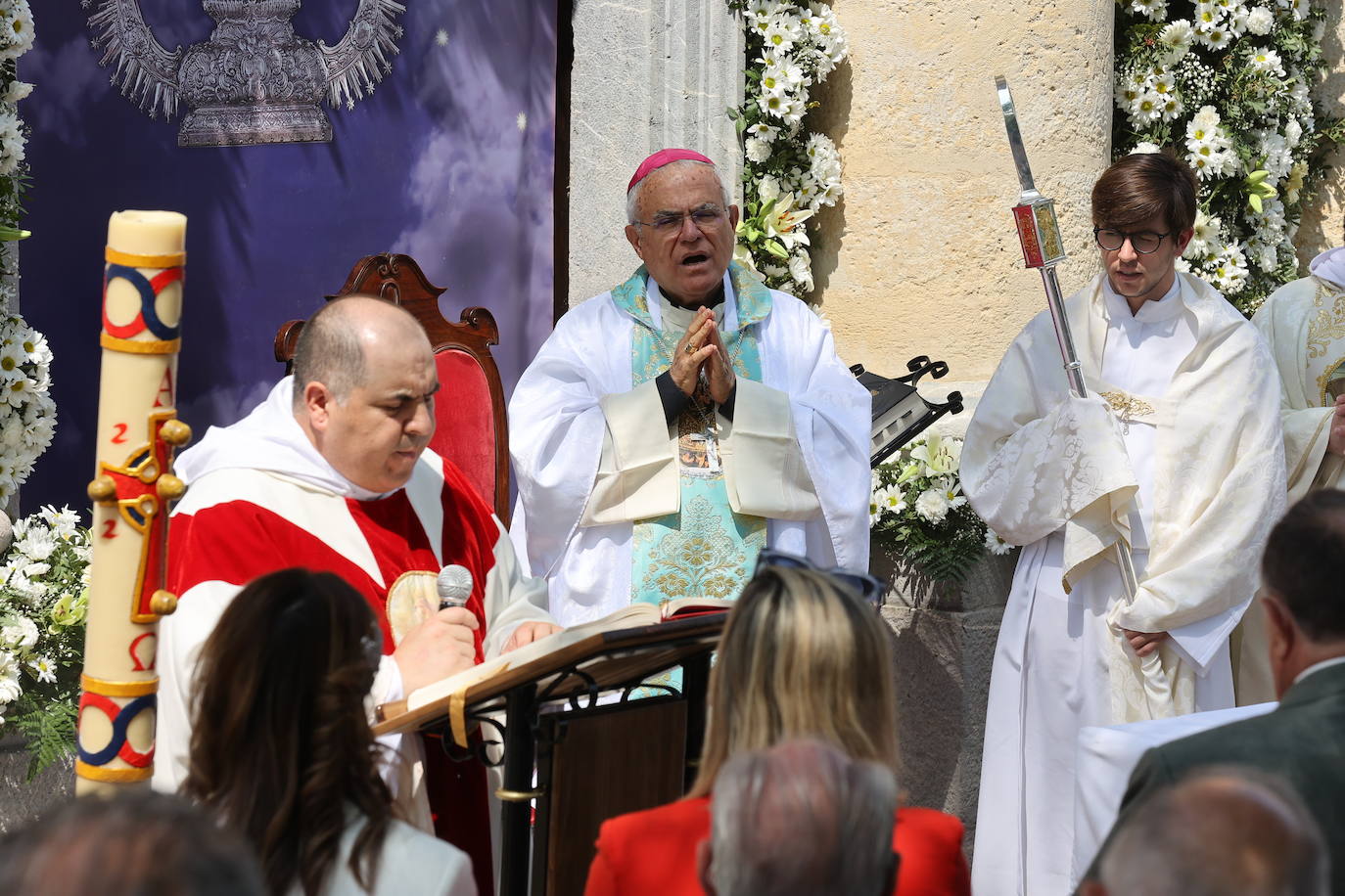 Feria de Córdoba 2023 | La misa en honor de la Virgen de la Salud, en imágenes