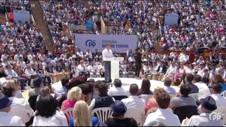 Feijóo insta a los votantes de Vox, Cs y PSOE a concentrar el voto en el PP y echar a Sánchez y Puig