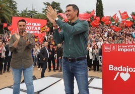 Sánchez exprime el Consejo de Ministros en campaña y enfada al PSOE por su sobreexposición