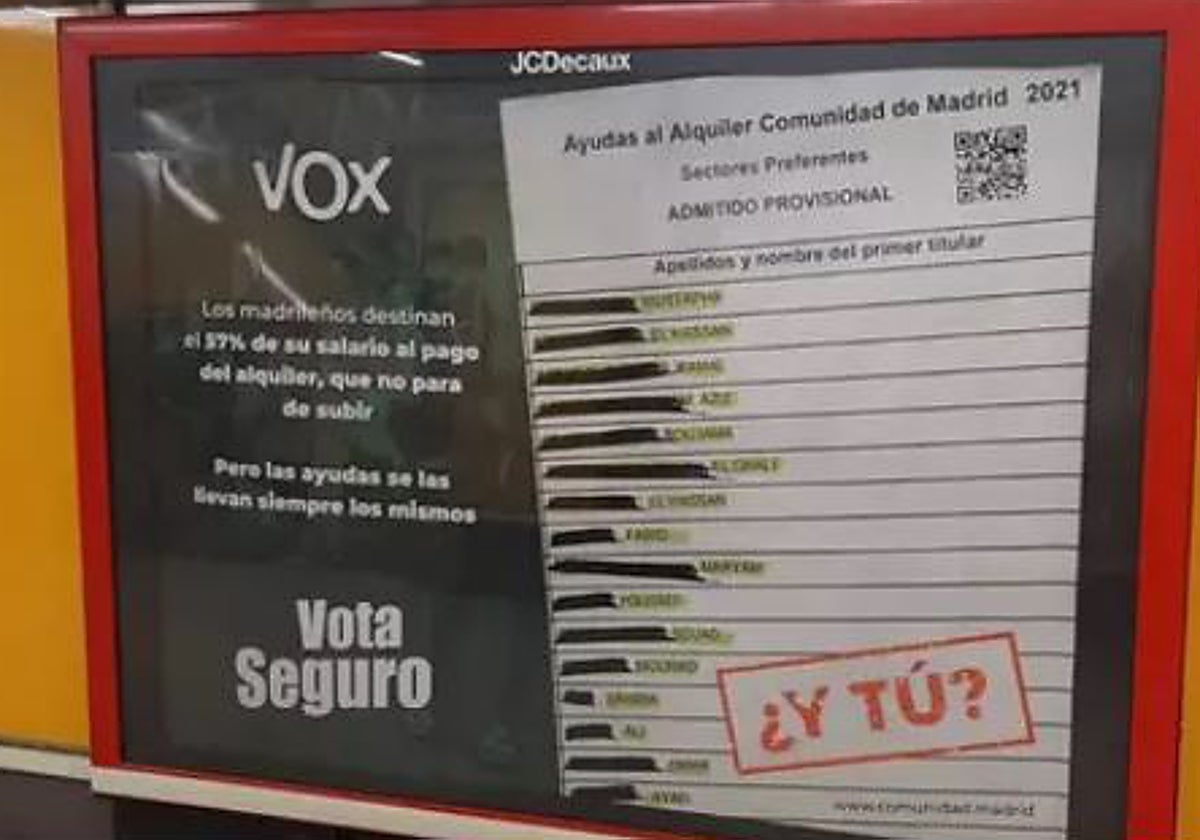 El cartel desplegado por Vox en las estaciones de metro del sur de Madrid