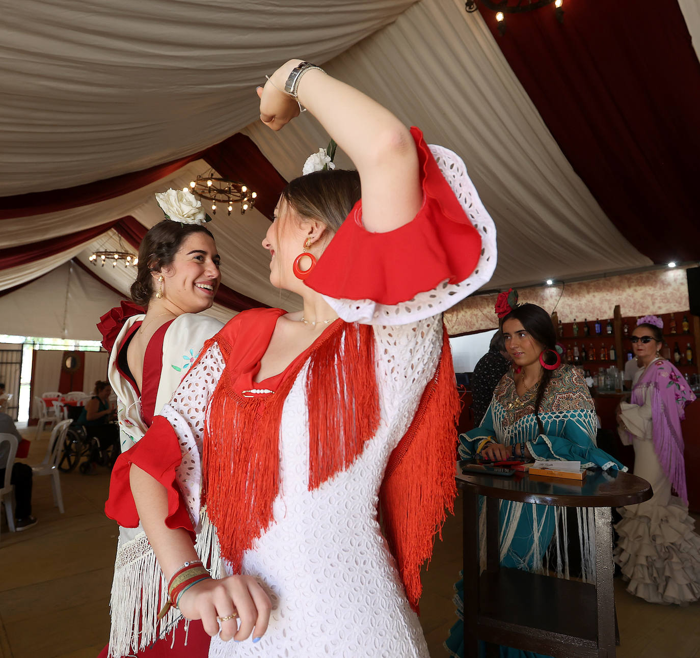 Feria Córdoba 2023 | El esplendor del ambiente del miércoles, en imágenes