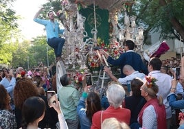 Sevilla Sur, la última hermandad de la capital en partir hacia la Virgen del Rocío