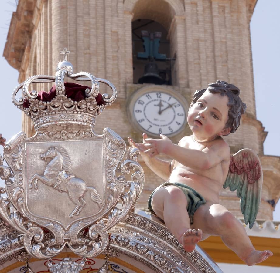 Ambiente del paso de algunas hermandades del Rocío por Villamanrique de la Condesa