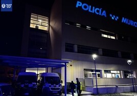 Muere un hombre por heridas de arma blanca en una gasolinera de Lorca
