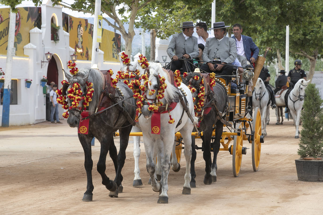 Feria de Córdoba 2023 | El festivo ambiente del viernes, en imágenes