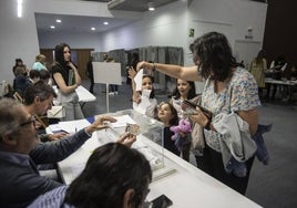 Más de la mitad de los gallegos había depositado su voto a las seis de la tarde
