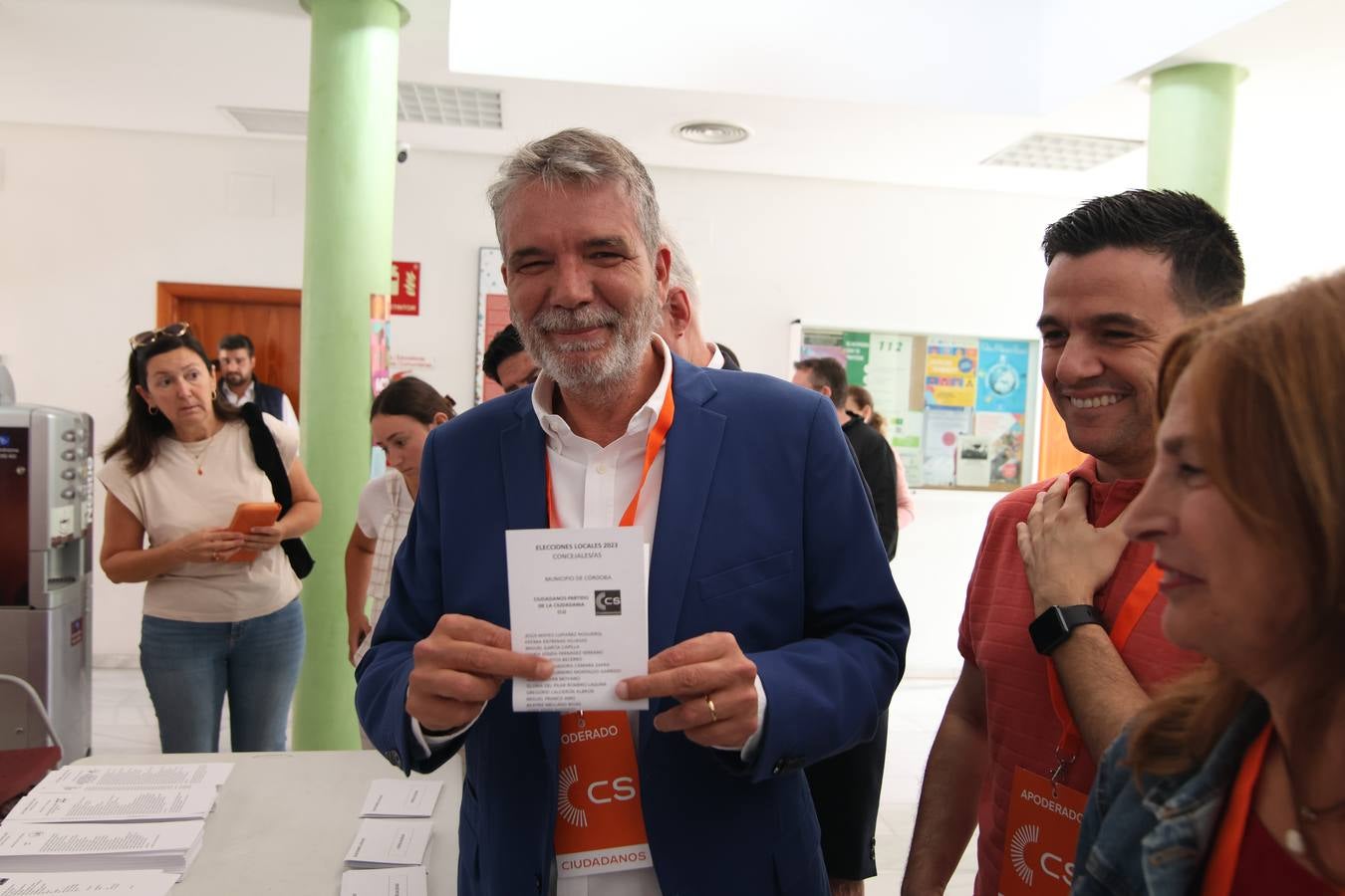 Las votaciones de los candidatos de Córdoba, en imágenes
