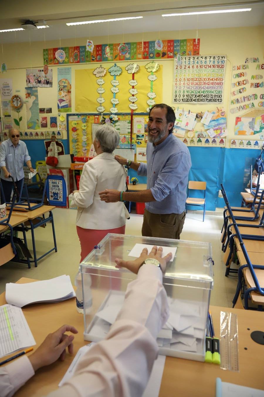 Las votaciones de los candidatos de Córdoba, en imágenes