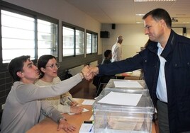 Manuel Serrano, del PP, gana en Albacete y será alcalde con apoyo de Vox