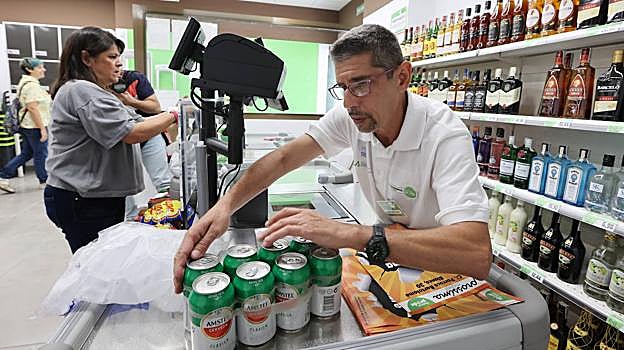 Supermercado de la enseña 'Prossima Market' (Piedra), abierto en 2022 y que gestiona Prode