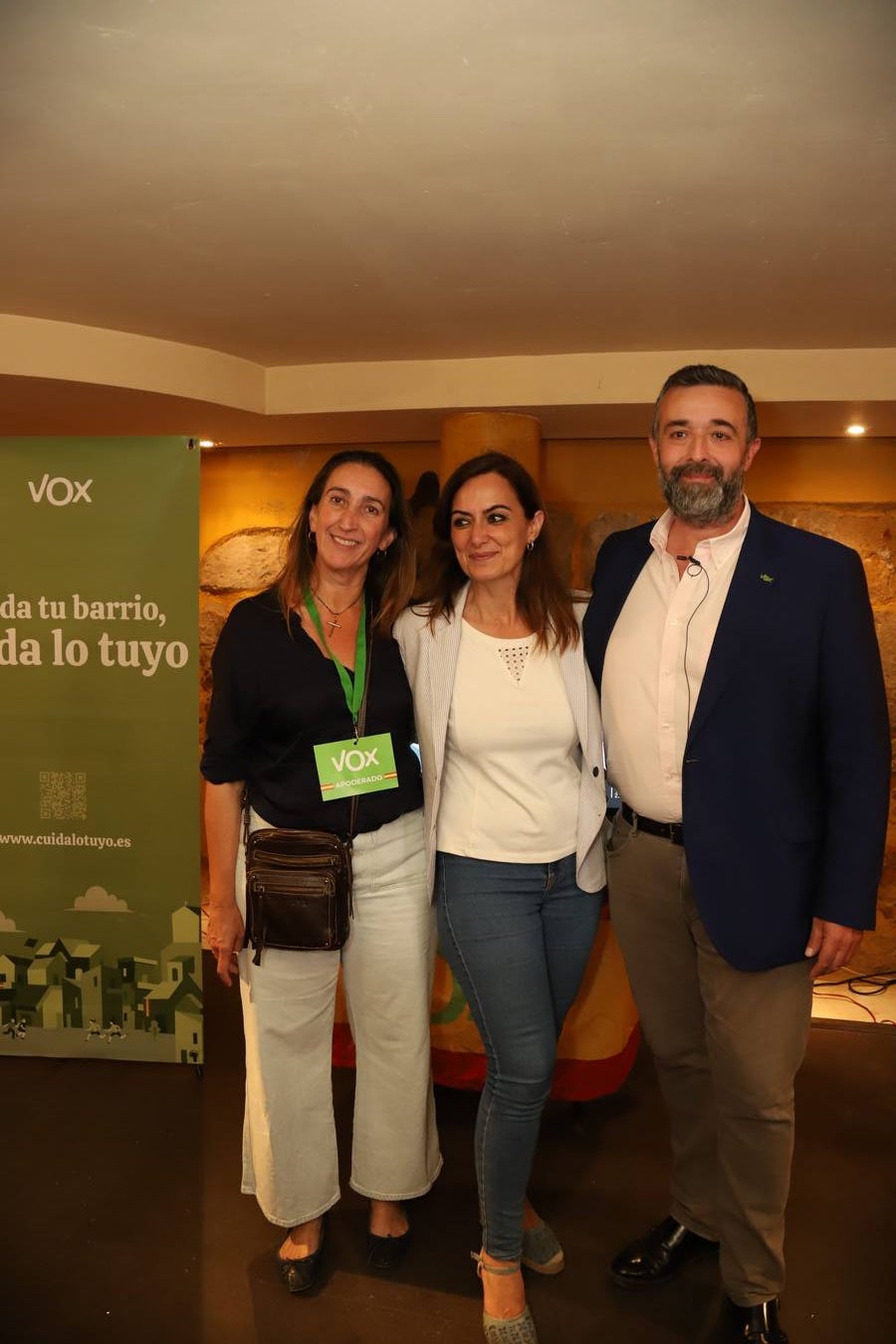 El ambiente en la sede de Vox de Córdoba, en imágenes