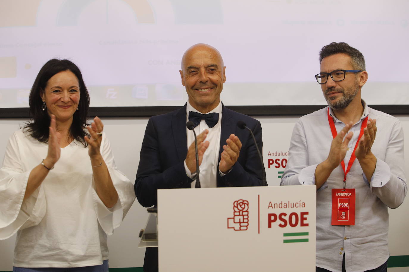El ambiente en la sede del PSOE de Córdoba, en imágenes