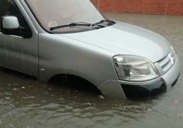 Las fuertes lluvias hacen estragos y provocan inundaciones en Toledo: «En Cebolla pasa lo mismo todos los años»