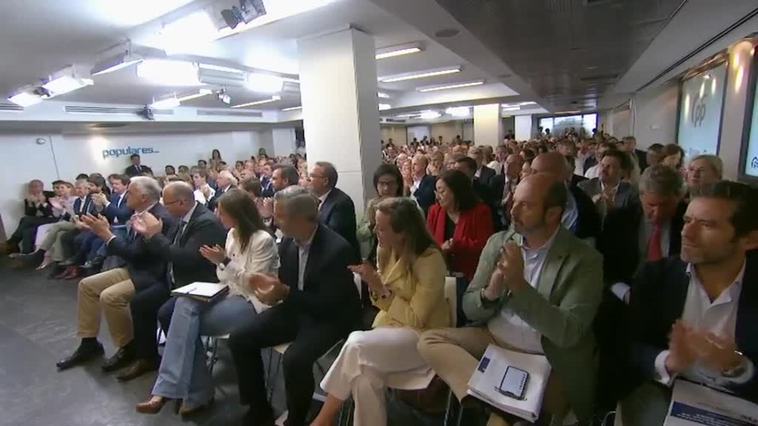 Feijoo augura ante su Junta Directiva que "al sanchismo le quedan 54 días"