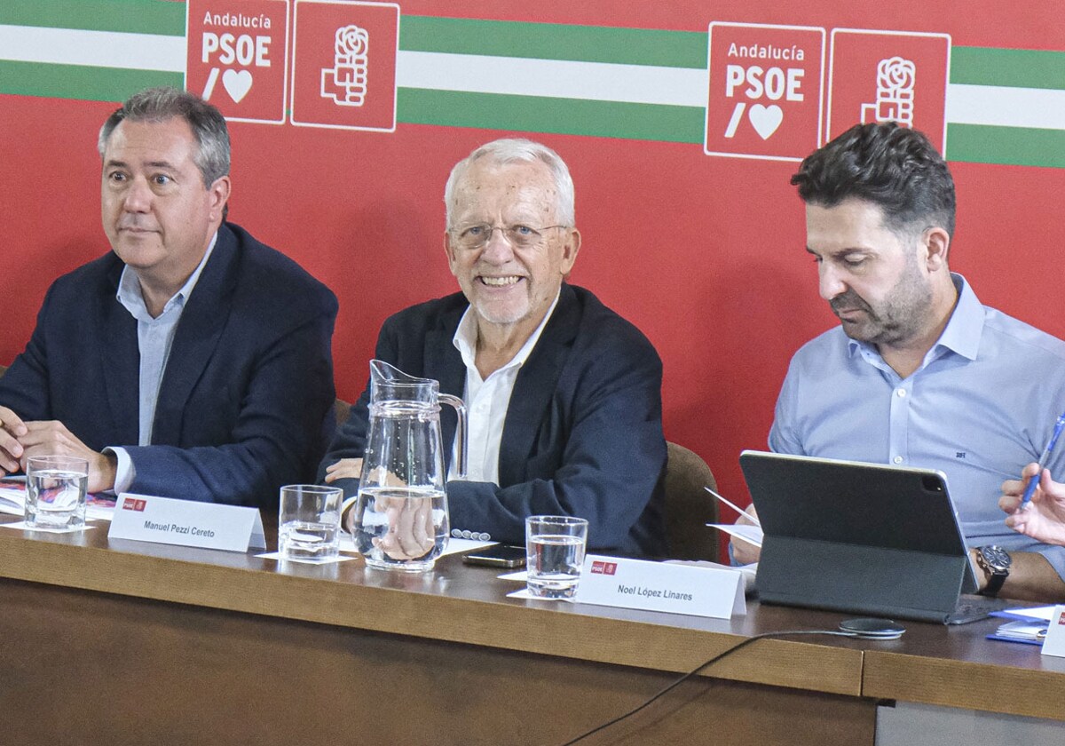 Espadas, Pezzi y López, este martes en la sede del PSOE andaluz en Sevilla