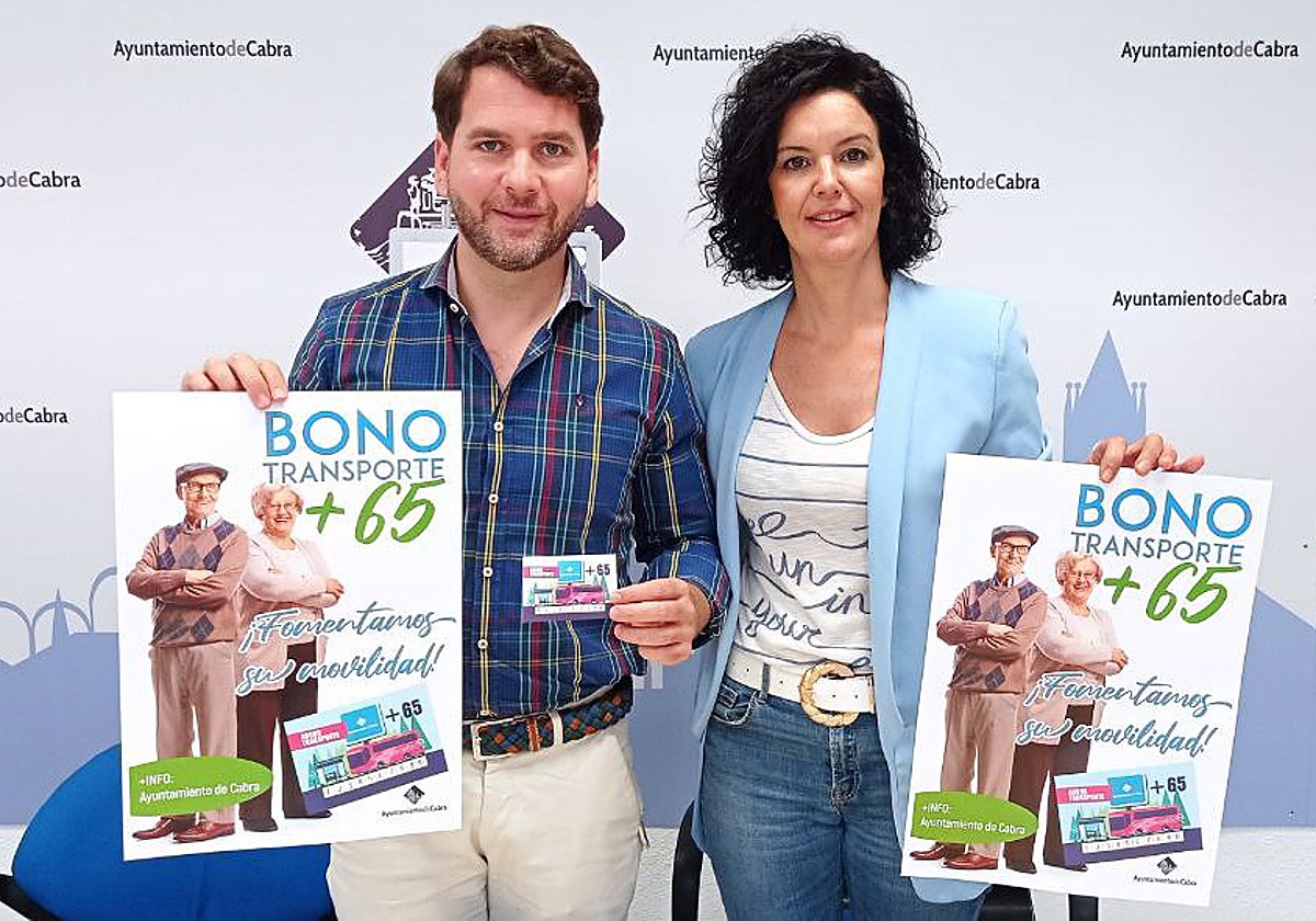 El alcalde en funciones y la responsable de Movilidad del Consistorio