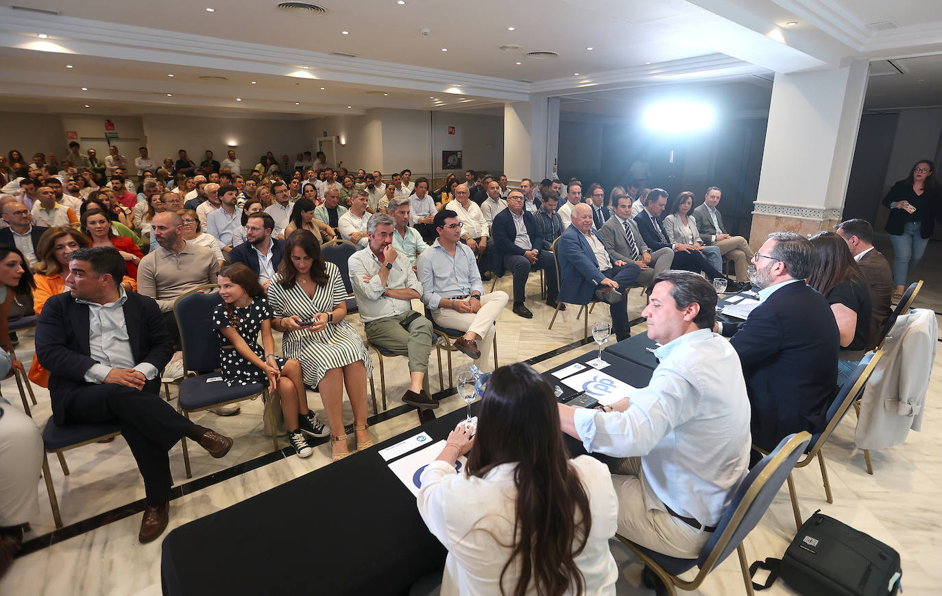 La primera junta directiva del PP de Córdoba tras el 28M, en imágenes