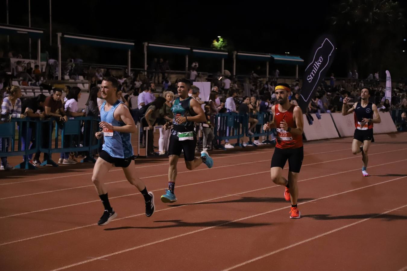 Las mejores imágenes y resultados de la Nocturna Trotacalles de Córdoba 2023