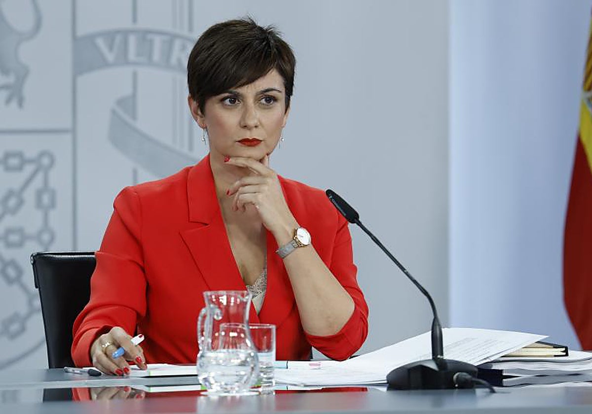 La ministra de Política Territorial y portavoz del Gobierno, Isabel Rodríguez, en la rueda de prensa posterior al Consejo de Ministros