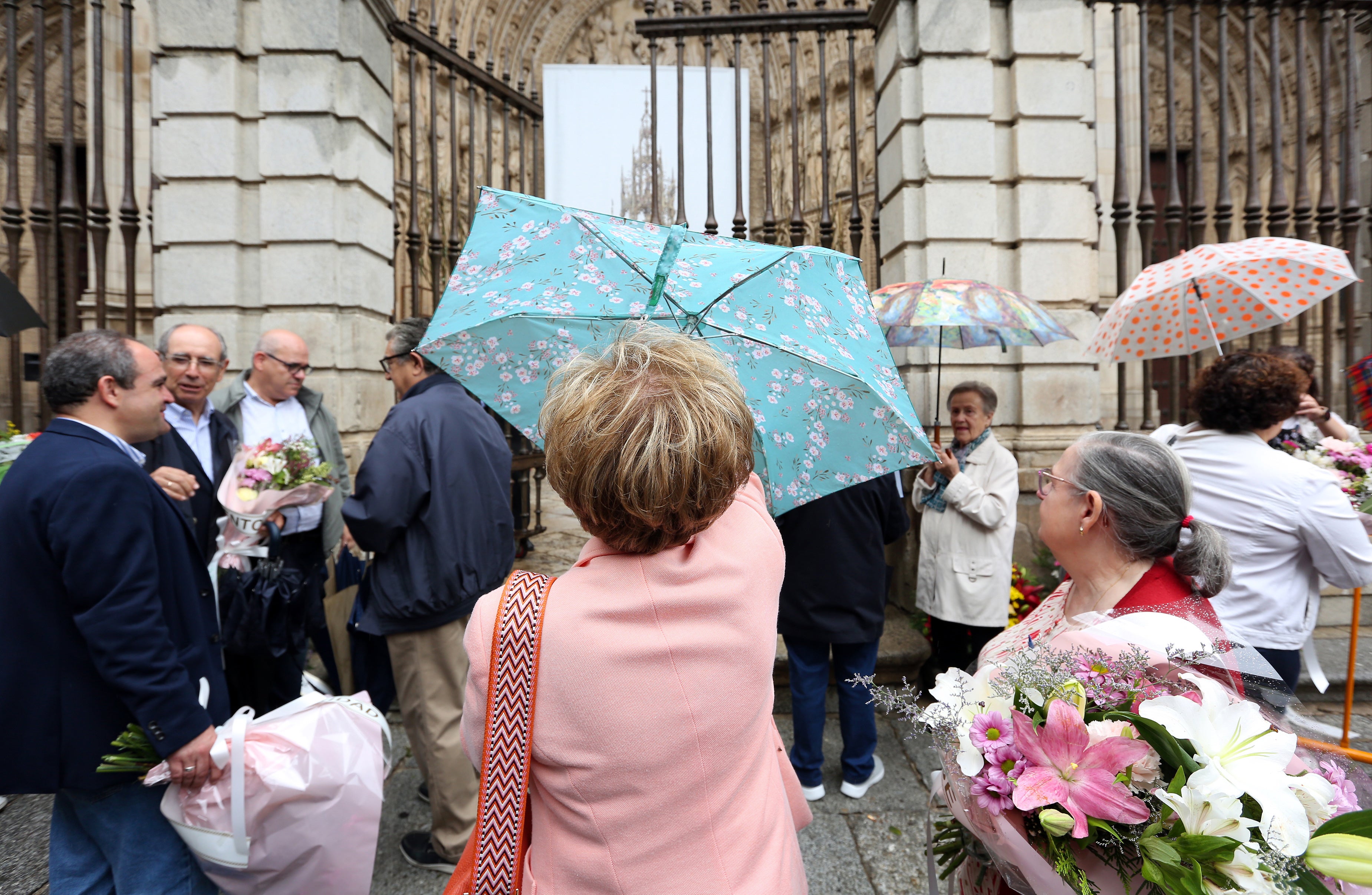 Todas las imágenes de la Ofrenda Floral del lluvioso Corpus toledano