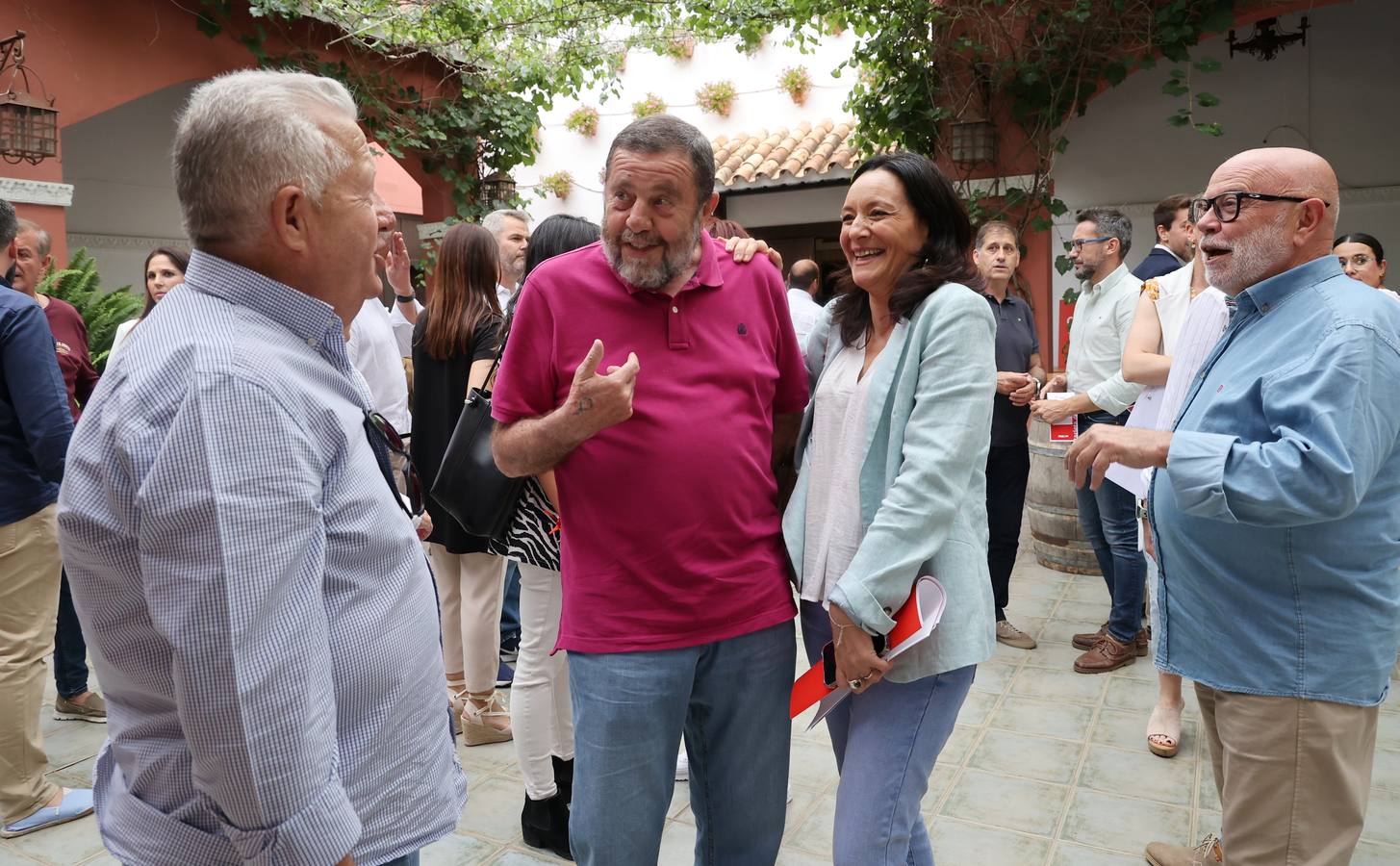 Fotos: El ambiente en el PSOE de Córdoba para aprobar las listas al 23J
