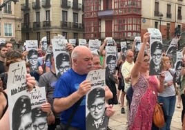 Sortu organiza en pleno centro de Bilbao un homenaje a Txabi Etxebarrieta, primer asesino de ETA