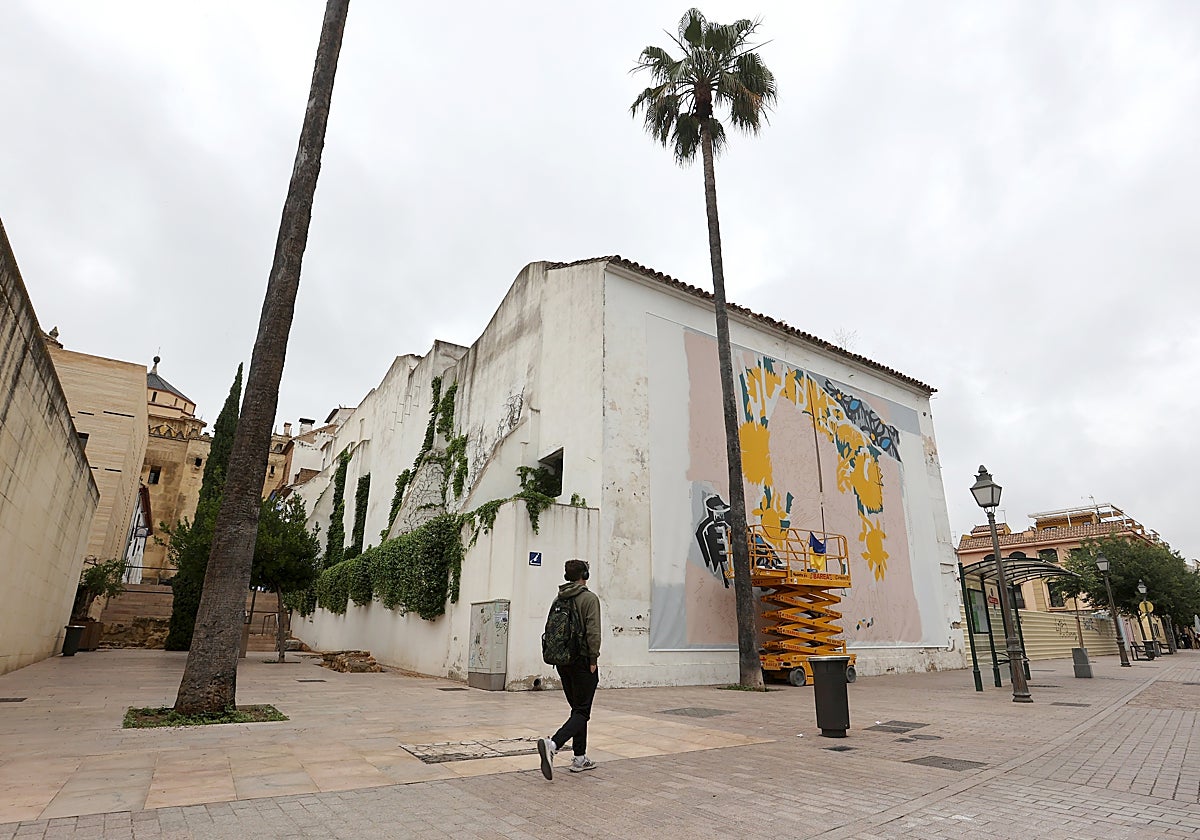 Edificio que alberga el pósito de grano de la Real Aduana y que se integra en el nuevo hotel de SmartRental en Córdoba