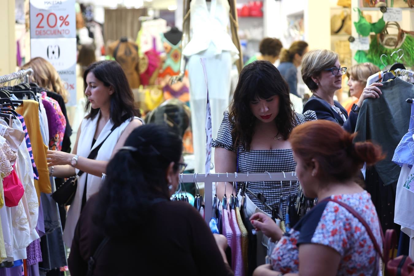 Fotos: La animada X &#039;Shopping Night&#039; de Córdoba