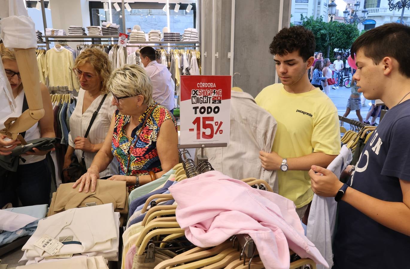 Fotos: La animada X &#039;Shopping Night&#039; de Córdoba