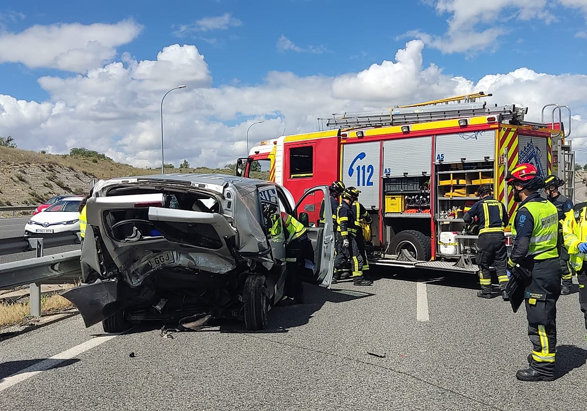 Uno de los vehículos accidentados en la M-50