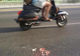 Muere un joven de 17 años en un accidente de moto en un pueblo de Málaga
