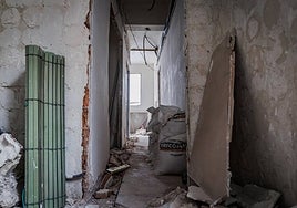 La expareja de la madre del falso arquitecto: «Me enamoré y me quedaron deudas que soy incapaz de pagar porque me arruinaron»