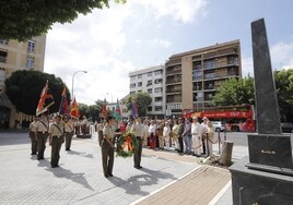 El homenaje al teniente Antonio Carbonell en Córdoba, en imágenes
