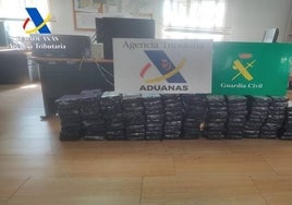 Intervienen 117 kilos de cocaína escondidos en un contenedor de fruta en el puerto de Valencia