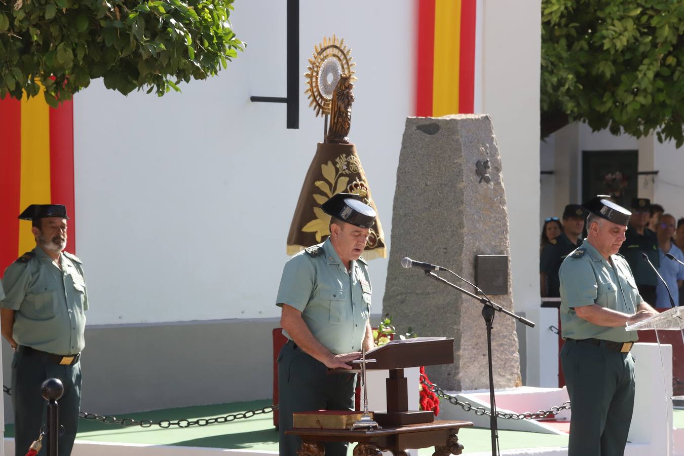 Fotos: Toma de posesión del coronel Ramón Clemente como jefe de la Guardia Civil en Córdoba