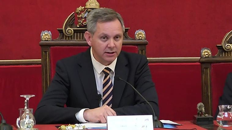 Miñones destaca la importancia de la "prevención y la promoción de la salud"