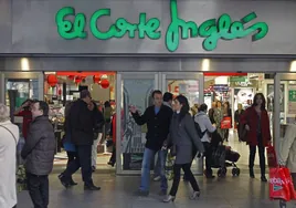 Los centros comerciales y grandes almacenes de Valencia abrirán todos los domingos y festivos hasta enero de 2024