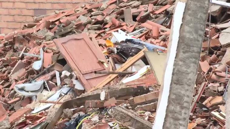Sin casa pero con una hipoteca: el problema de quienes vivían en el edificio derrumbado de Teruel