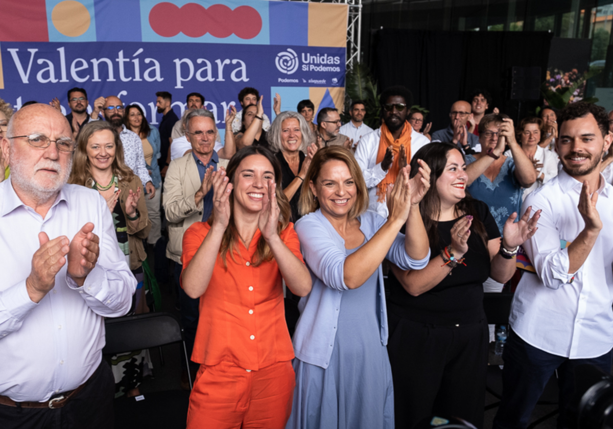 Irene Montero y Noemí Santana durante la campaña electoral del 28M