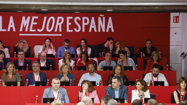 El PSOE trampea para parecer transparente: usa un convenio caducado